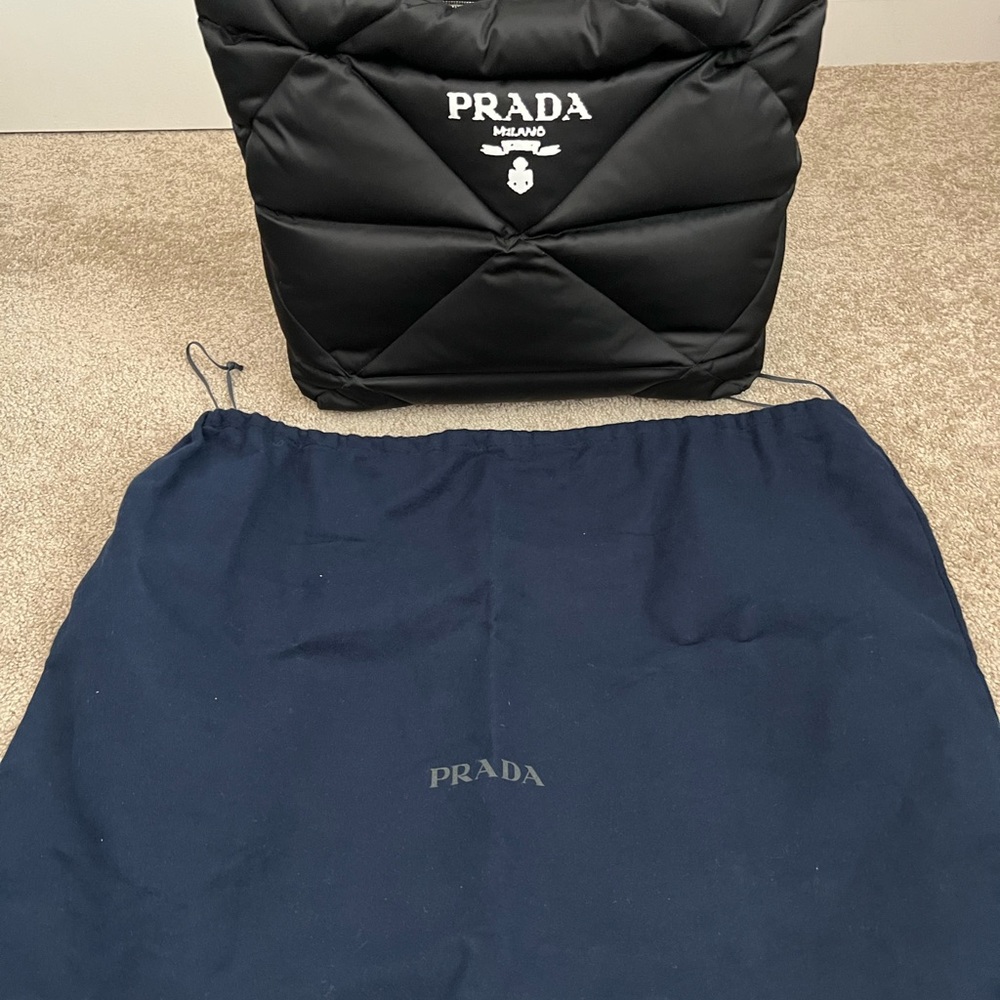 Prada padded nylon tote - Large size - Picture 6 of 8